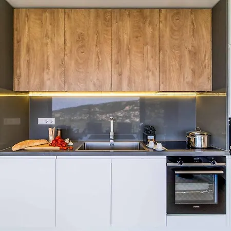 Above The Blue * Lefkáda