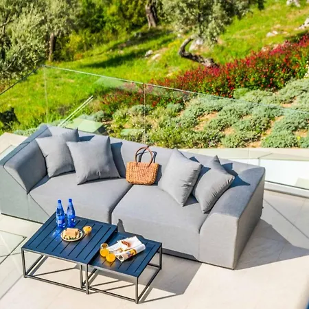 Villa Above The Blue